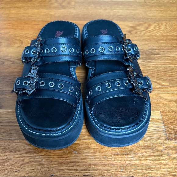Used Demonia Emily 100 Platform Black Sandals Size 10 - Picture 1 of 10